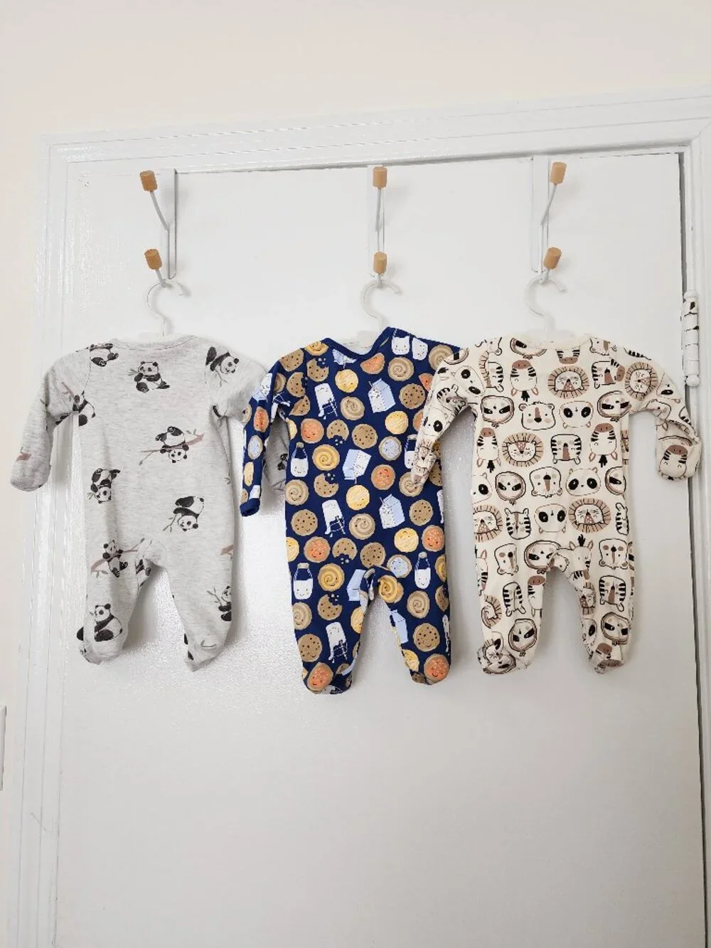 3 Newborn Sleepers